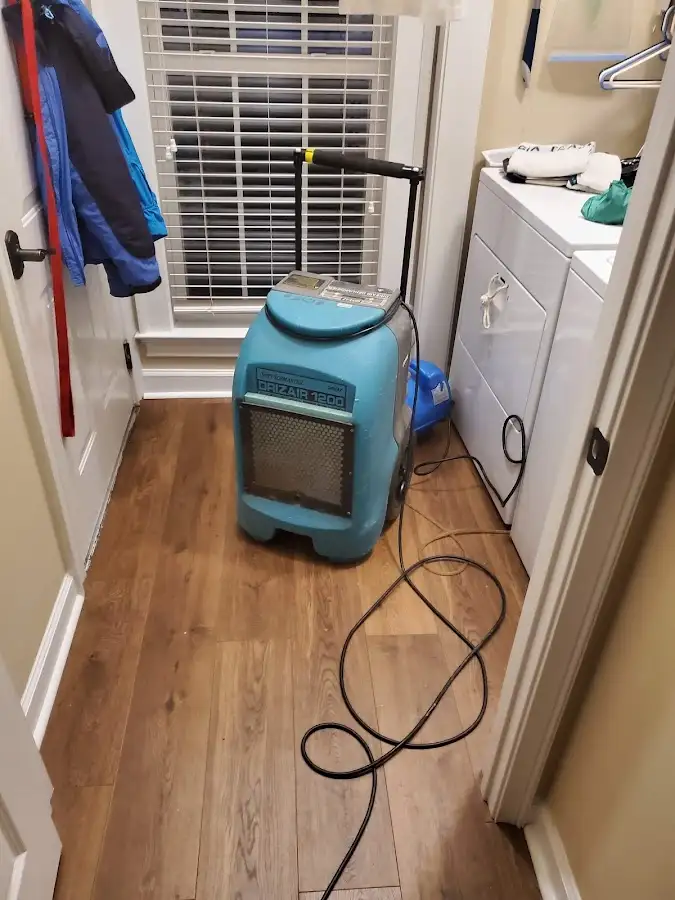 Commercial dehumidifier deployed for Crawl Space Restoration in Henderson